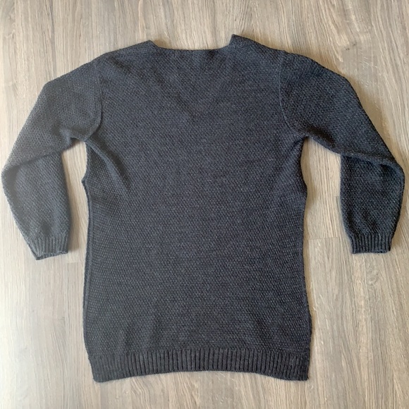 Boohoo sweater - Picture 3 of 3